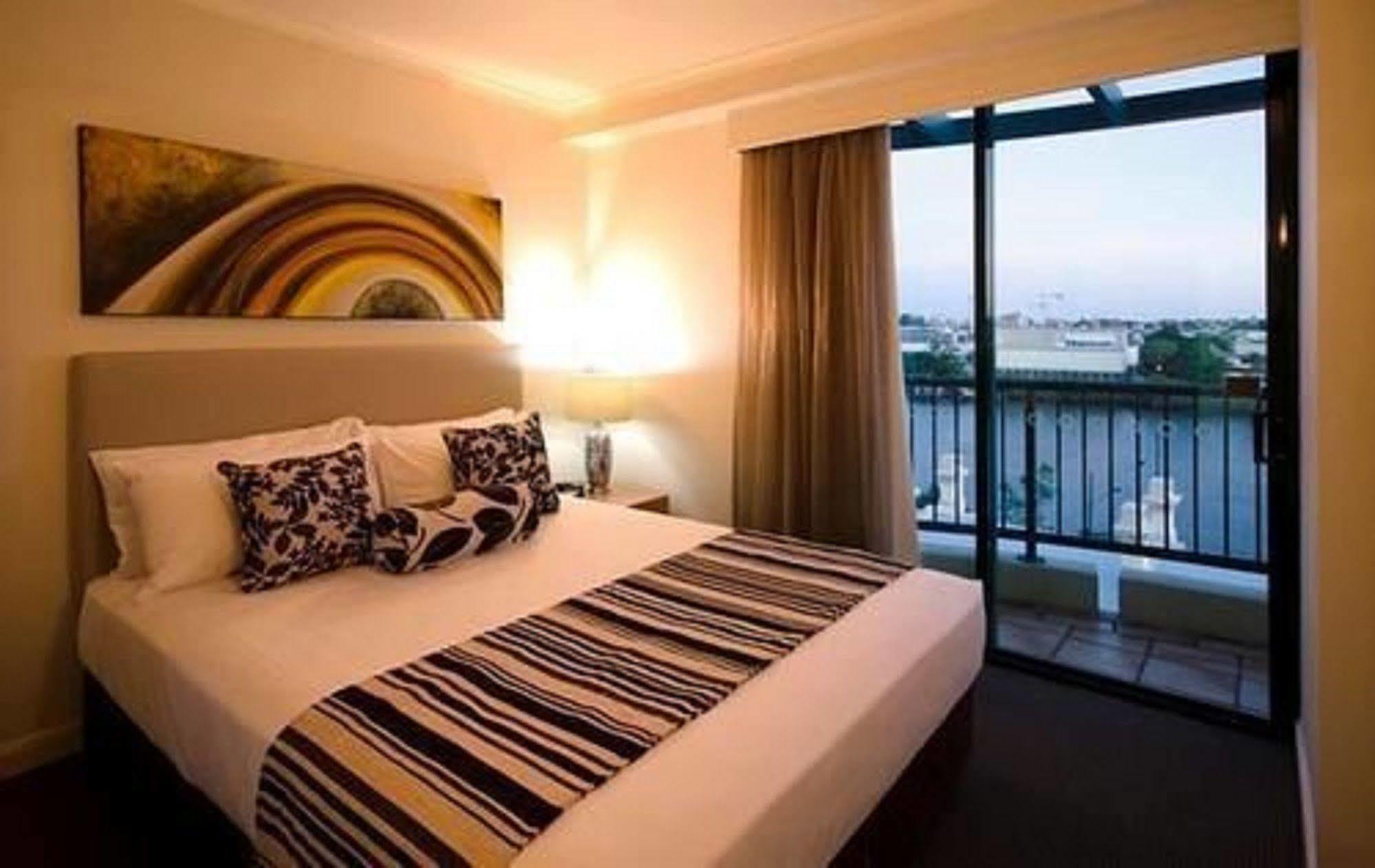 Cosmo Aparthotel Brisbane